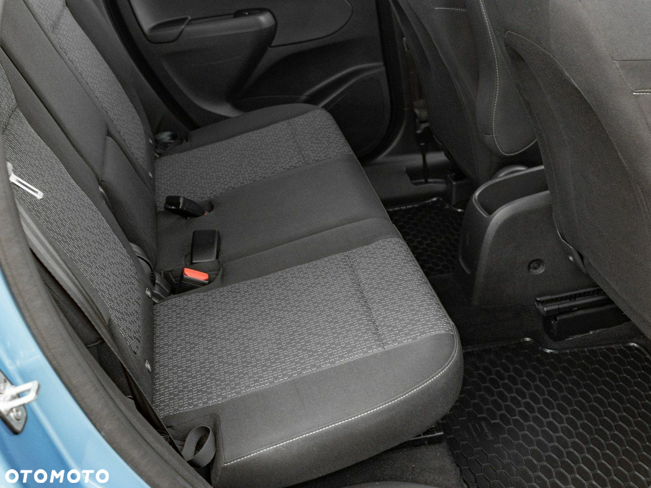 Opel Crossland X - 28