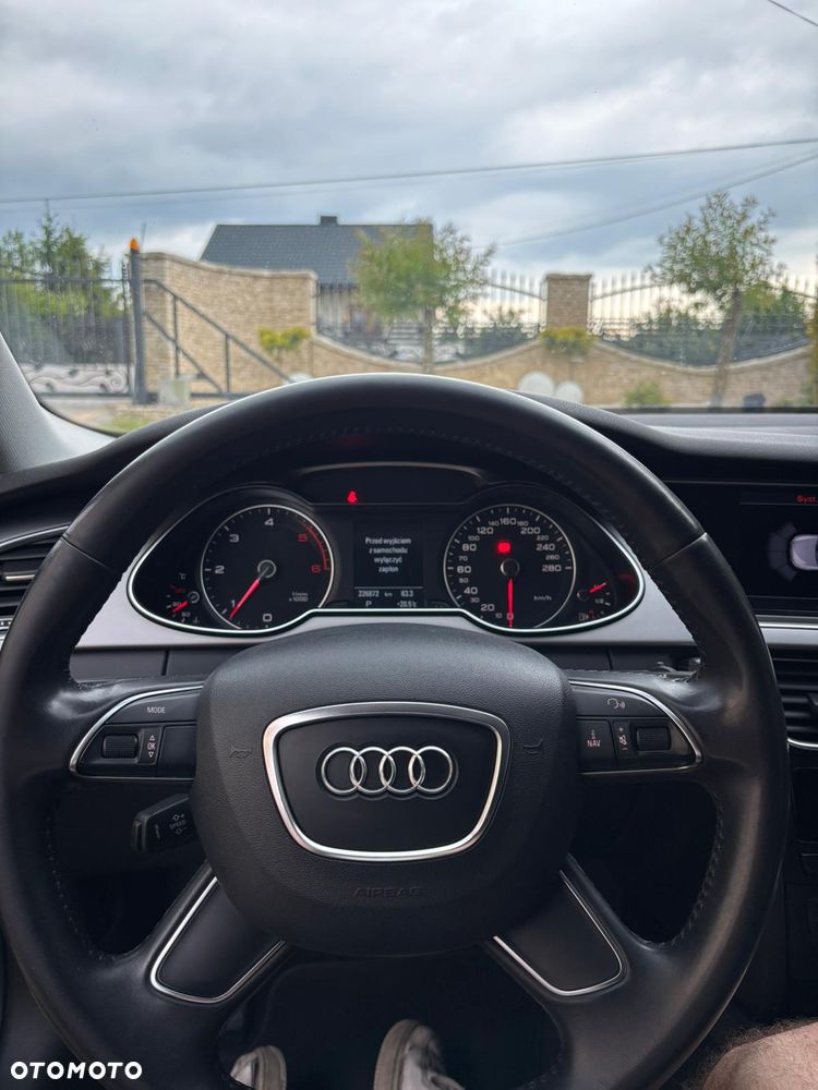 Audi A4 Avant - 13