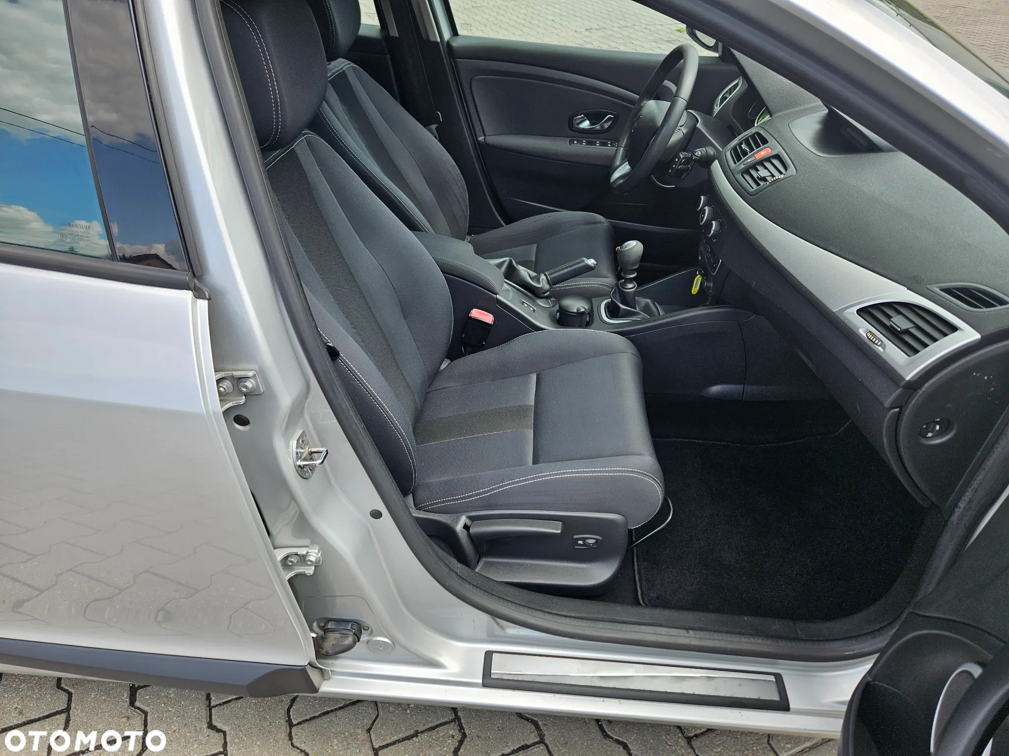 Renault Megane 1.6 16V 110 Expression - 12