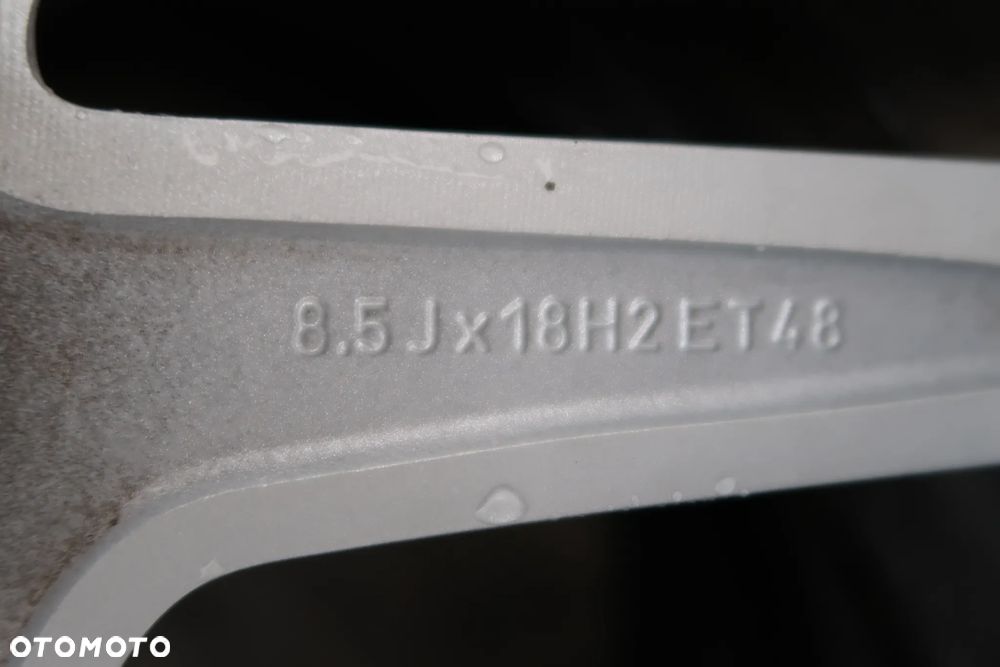 325 Felga Aluminiowa Mercedes A2124012300 8,5x18et48 - 6