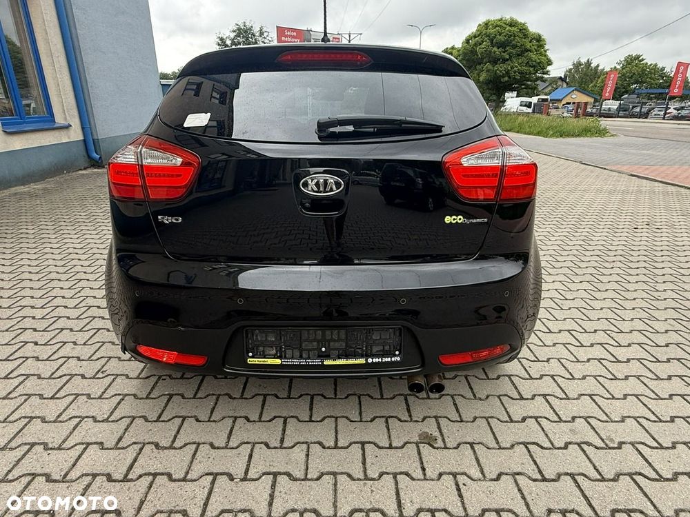 Kia Rio - 14