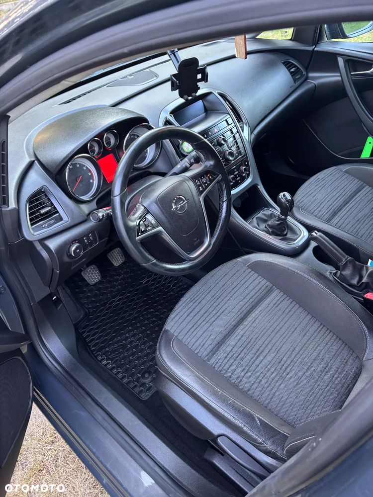Opel Astra - 8