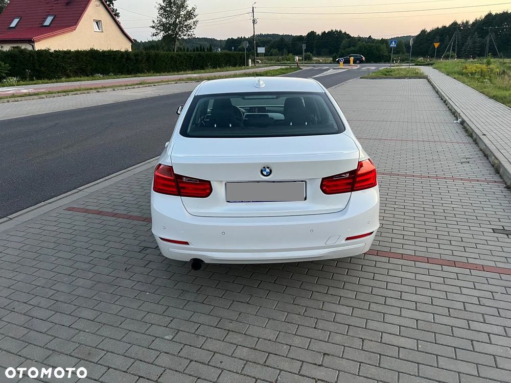 BMW Seria 3 316i Sport Line - 5