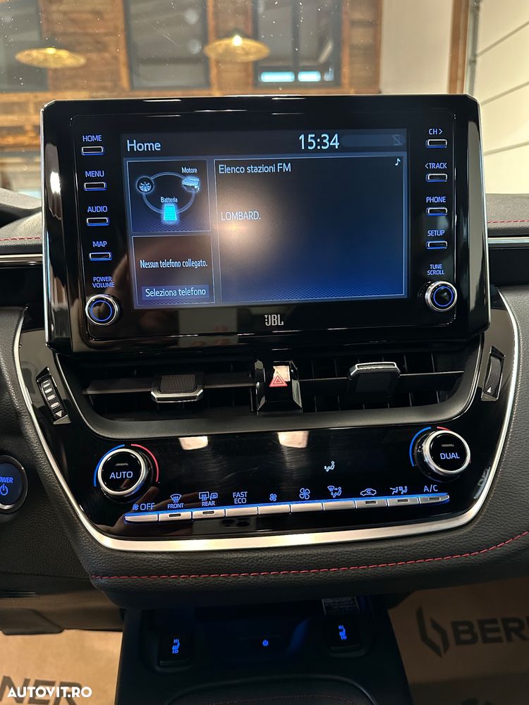 Toyota Corolla - 13