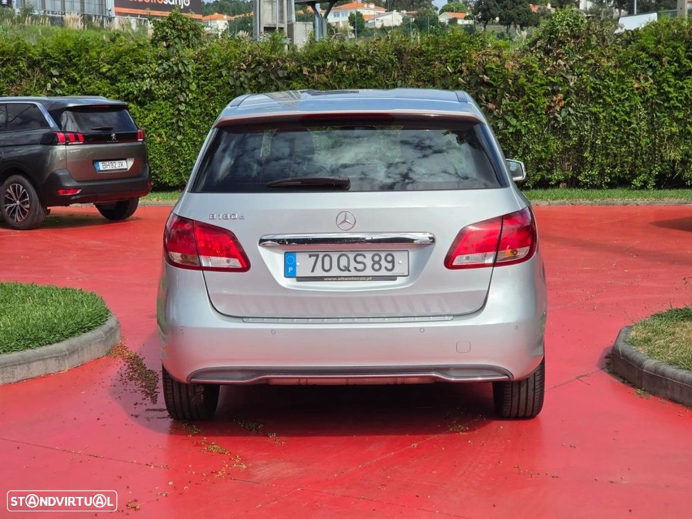 Mercedes-Benz B 180 - 5