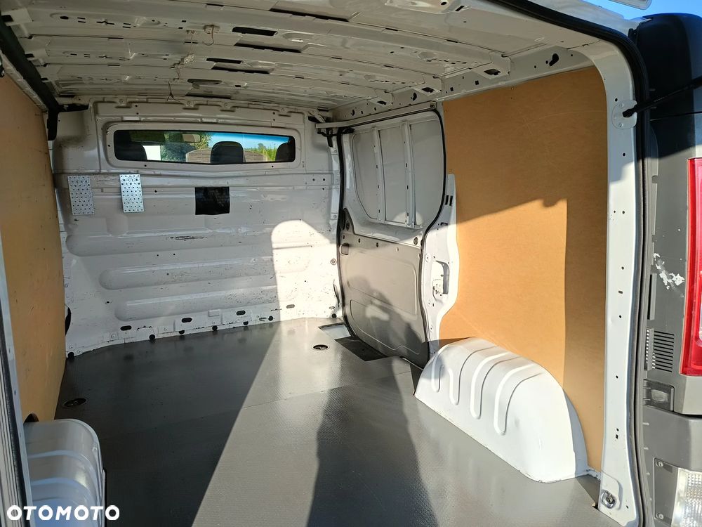 Renault Trafic - 6