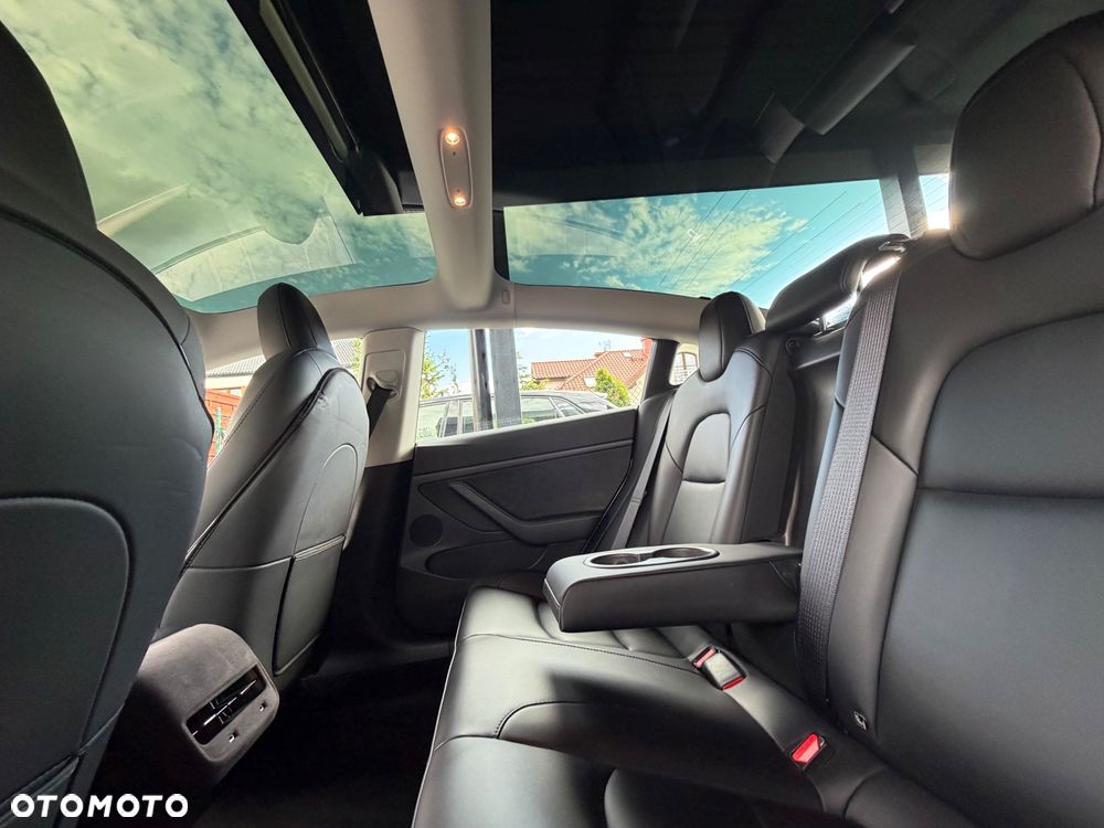 Tesla Model 3 Standard Range Plus - 8