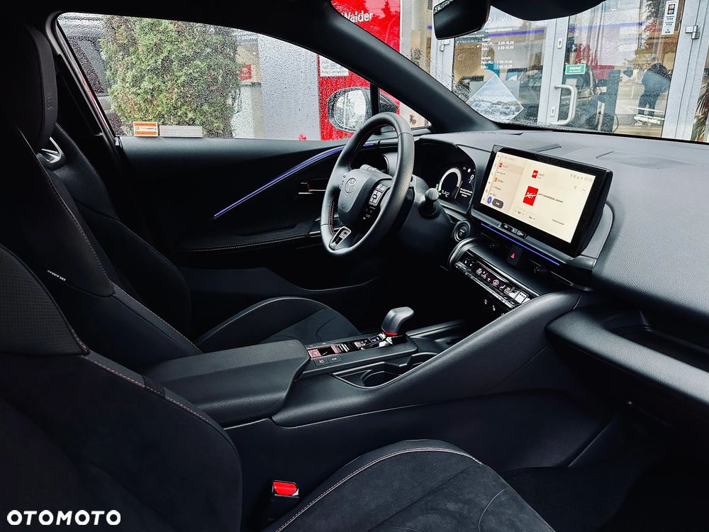 Toyota C-HR 2.0 PHEV Dynamic Force GR Sport - 12