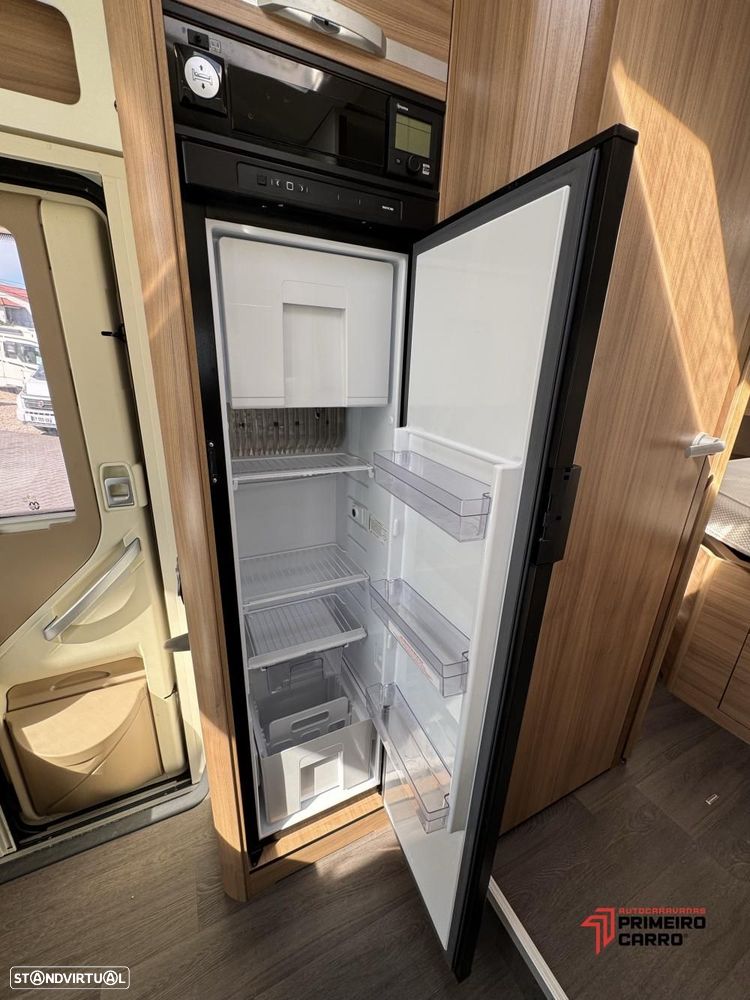 Adria Matrix 640 DC GT Edition c.central e basculante - 8