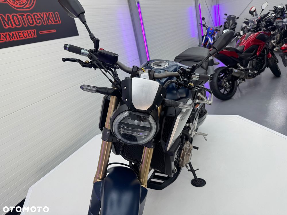 Honda CB - 38