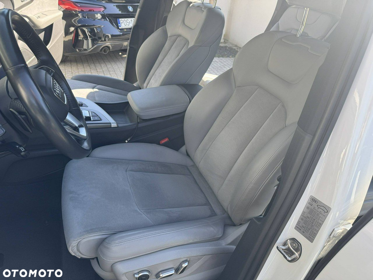 Audi Q7 - 10