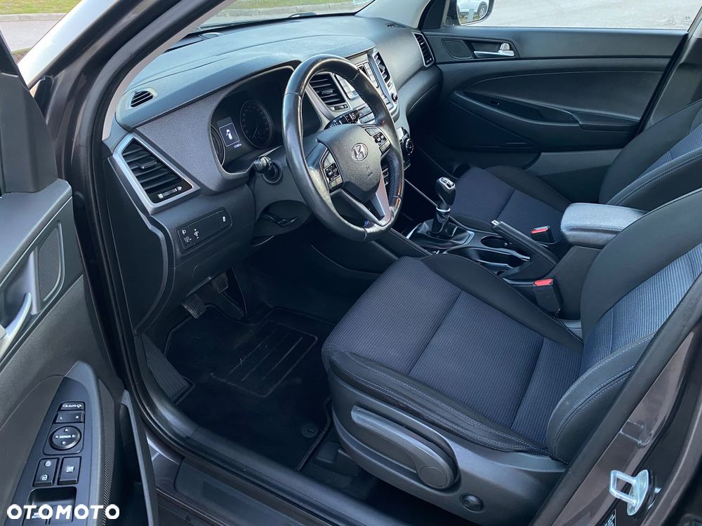 Hyundai Tucson blue 1.7 CRDi 2WD Style - 9