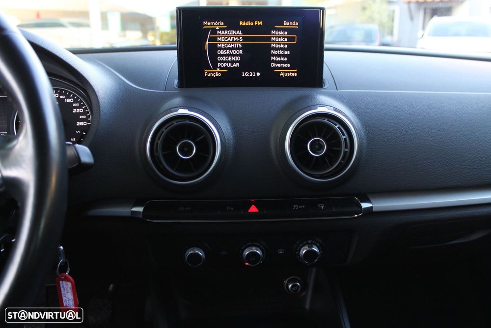 Audi A3 Limousine 1.6 TDI Sport - 15