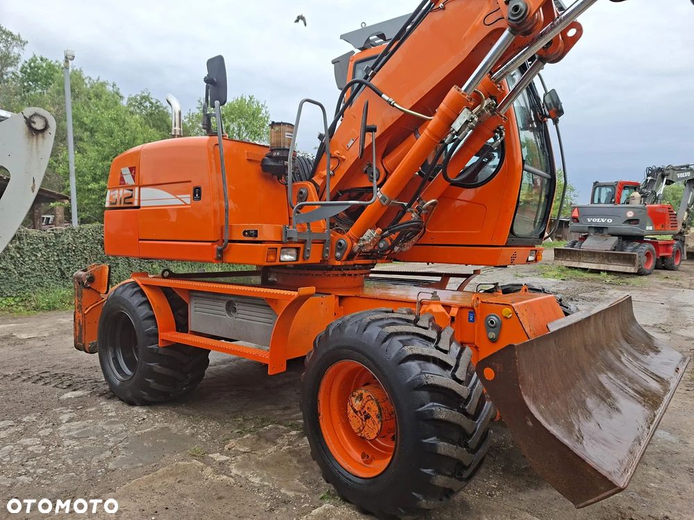 Liebherr A312 - 4