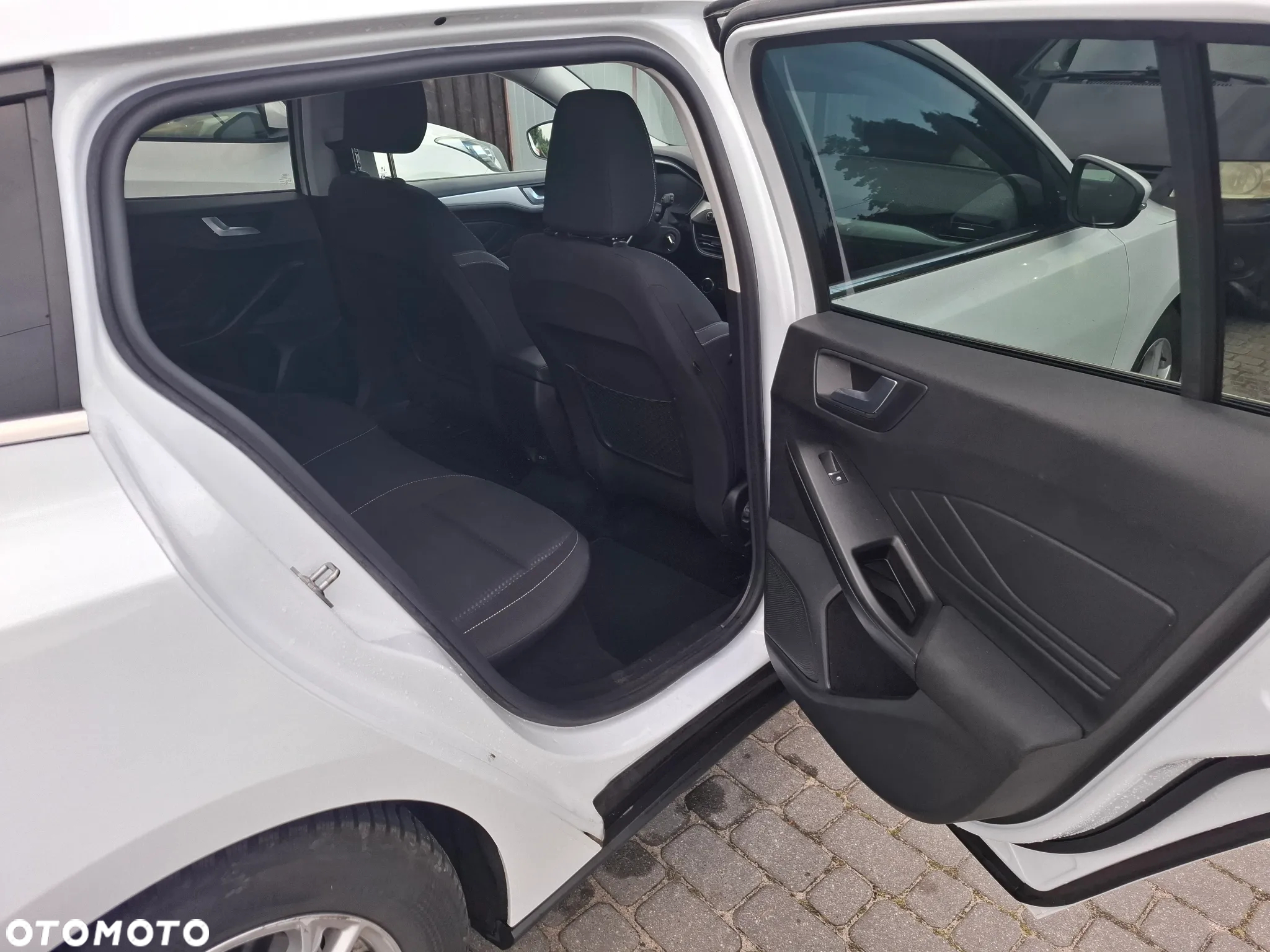 Ford Focus 1.5 EcoBlue Start-Stopp-System ACTIVE DESIGN - 11