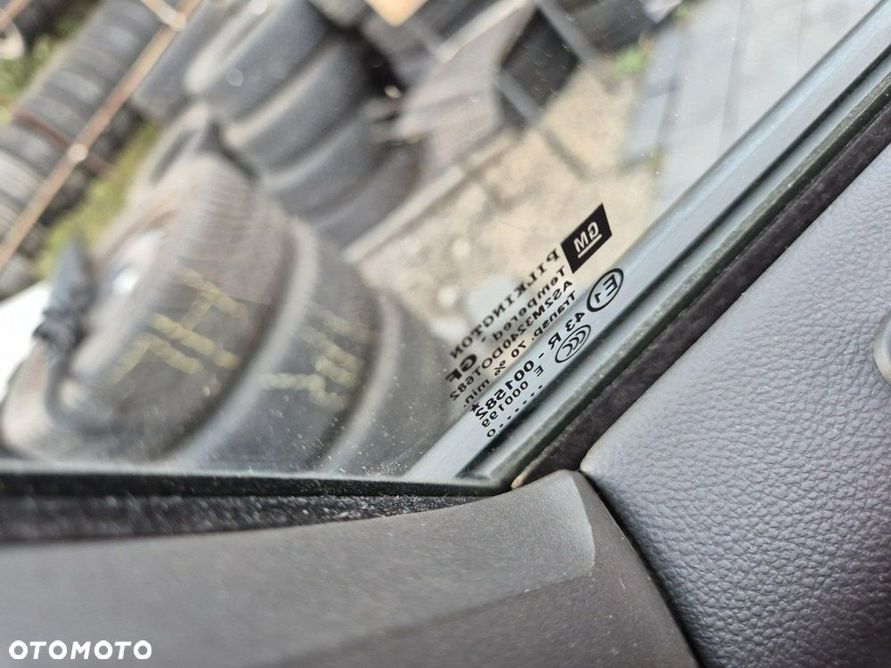 Opel Astra 1.4 Turbo Design Edition - 23