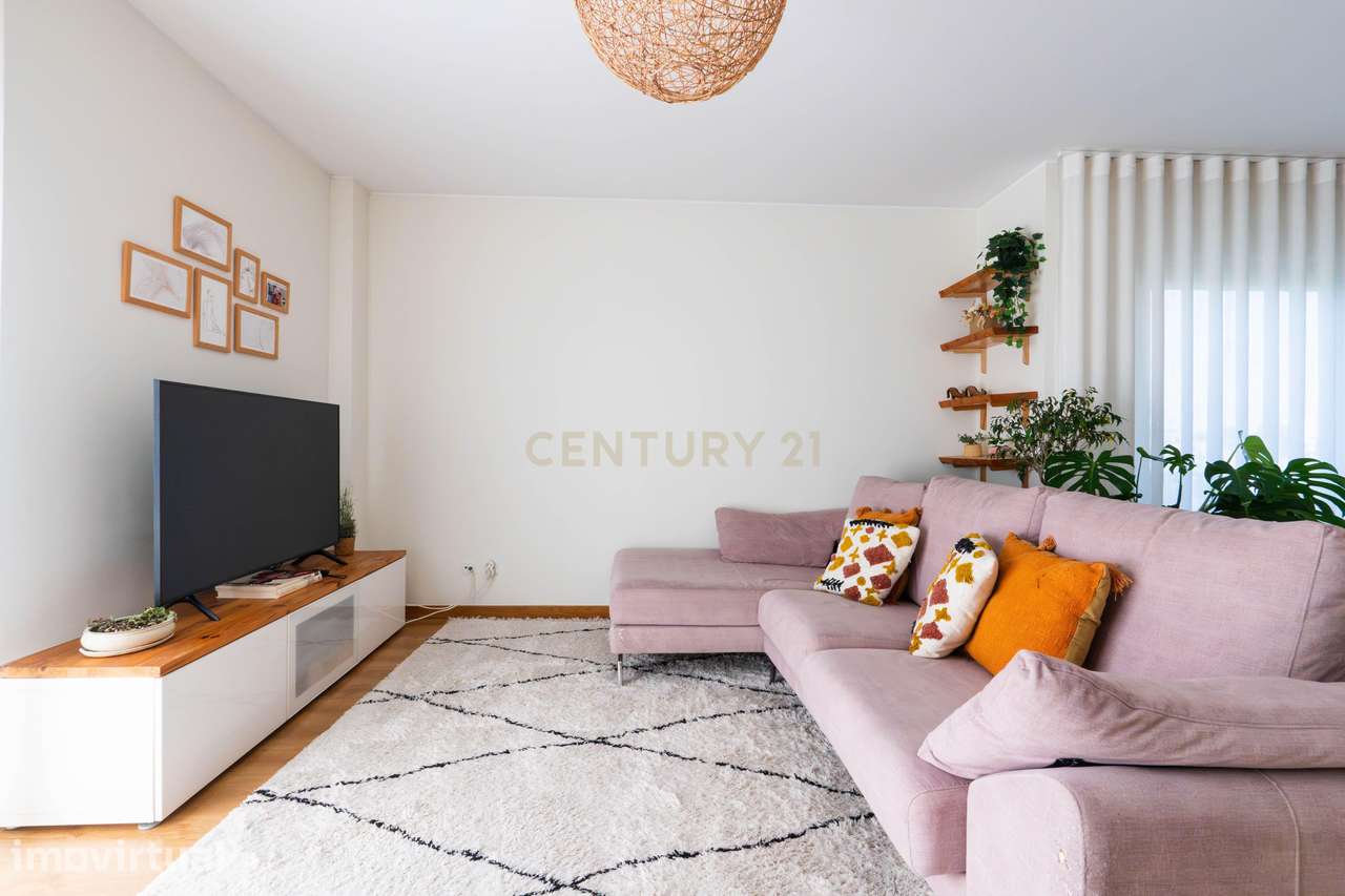 T2 com 115m² na Quinta de São Macário | Varandas | Elevador | Arrecada - Grande imagem: 3/50