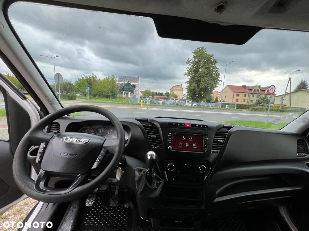 Iveco 35s14 Kontener - 11