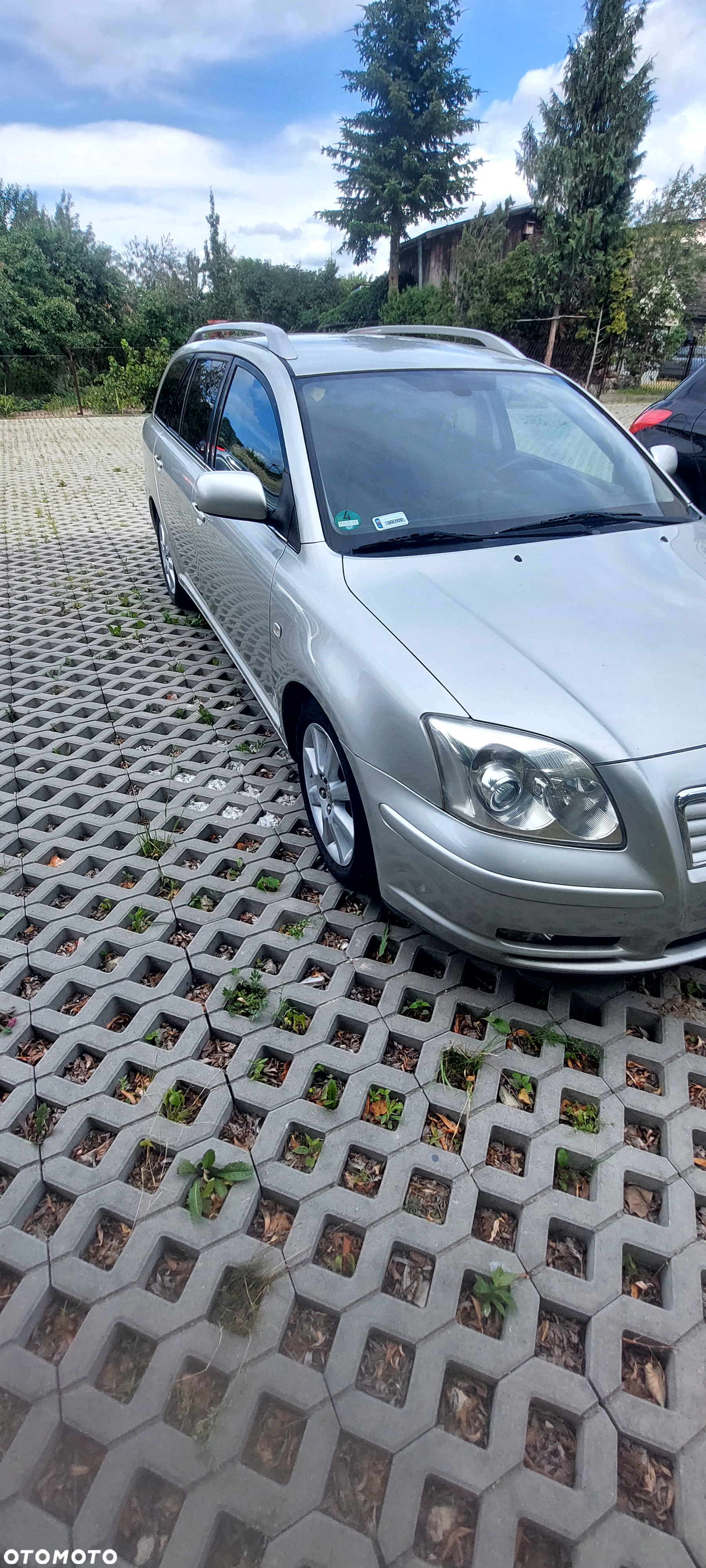Toyota Avensis 2.0 VVT-i Combi Executive - 20