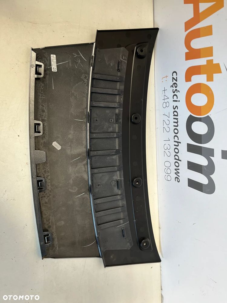 JAGUAR E-PACE 17- Spoiler Dyfuzor Zderzaka Tyl M8E2-19K809-GA - 2