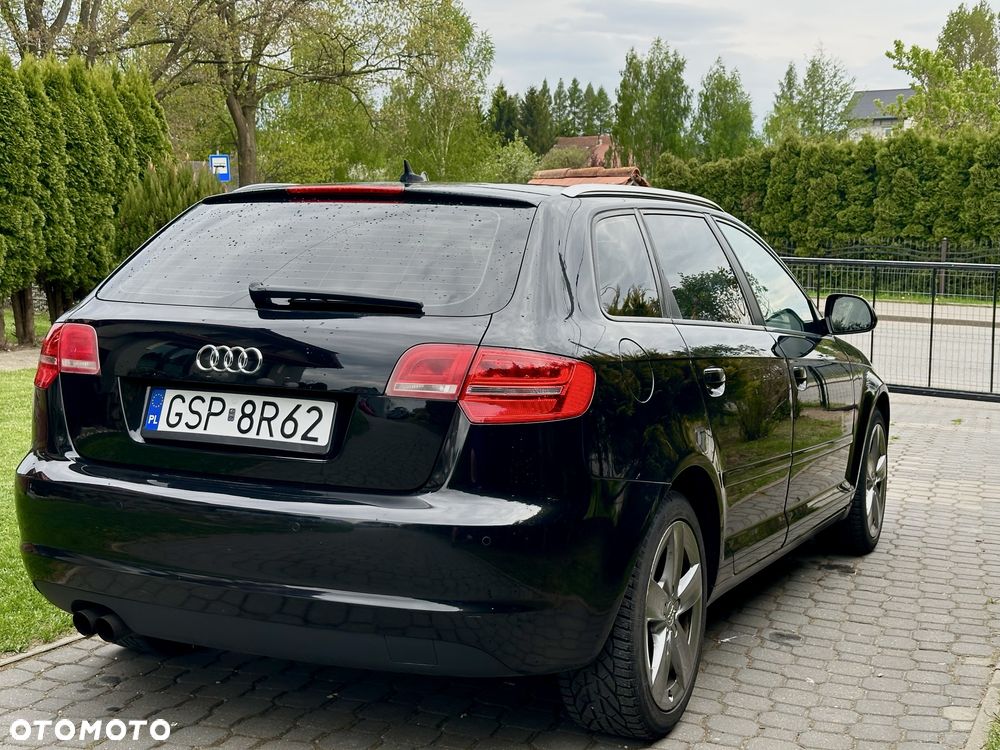 Audi A3 Sportback - 3