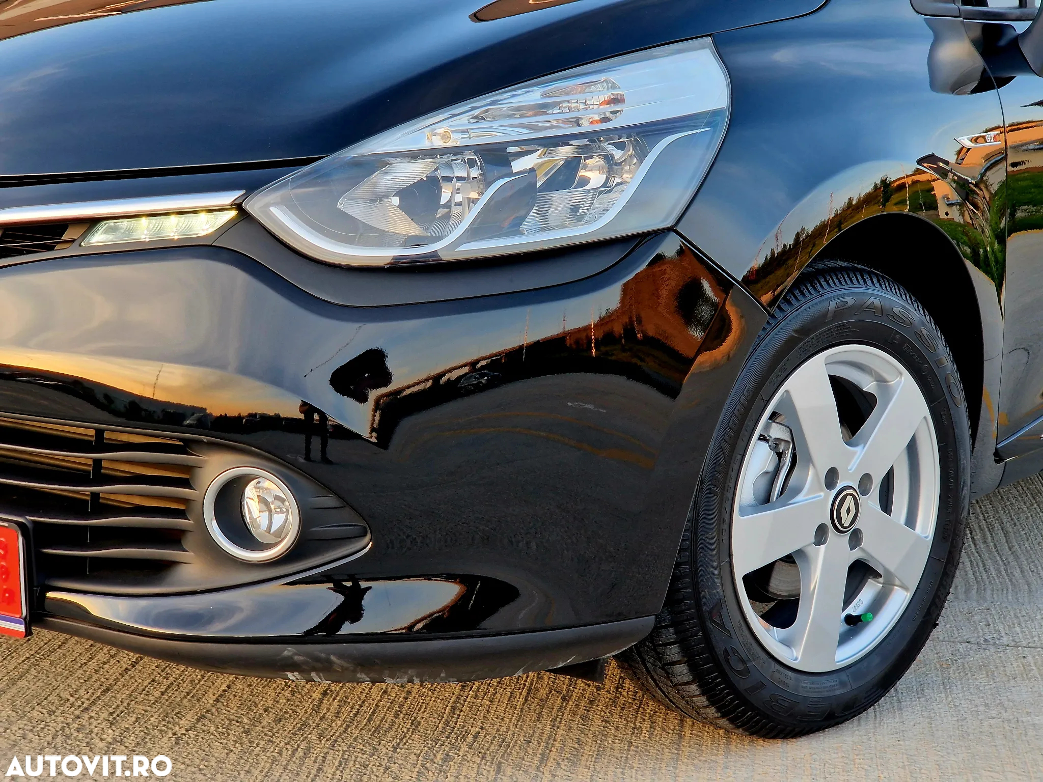 Renault Clio (Energy) TCe 90 Bose Edition - 4