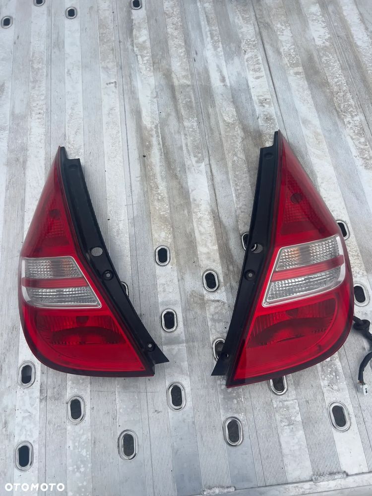 Hyundai I30 I lampy prawy lewy tył 924012r0 924022r0 - 7
