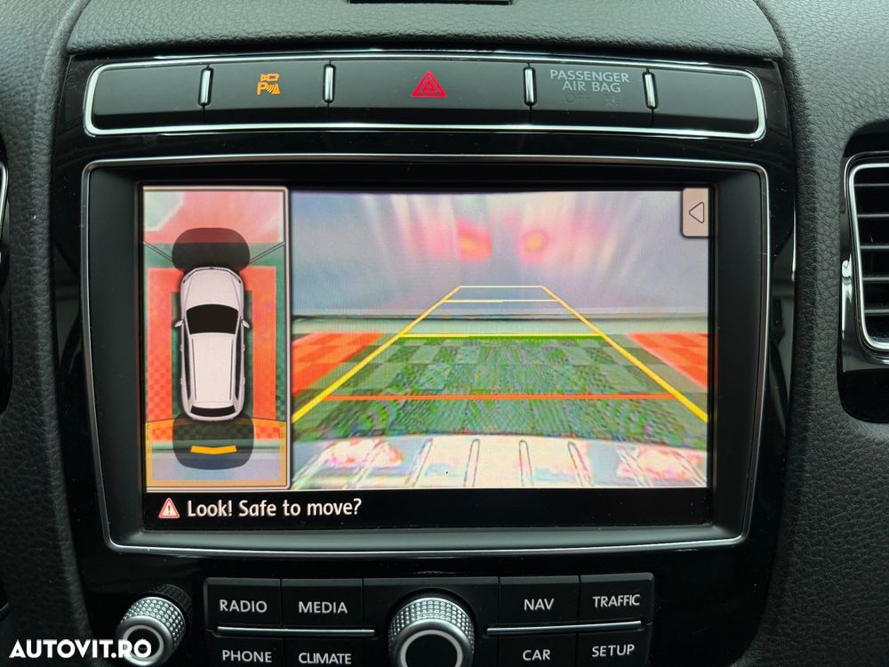 Volkswagen Touareg 3.0 V6 TDI BMT - 21