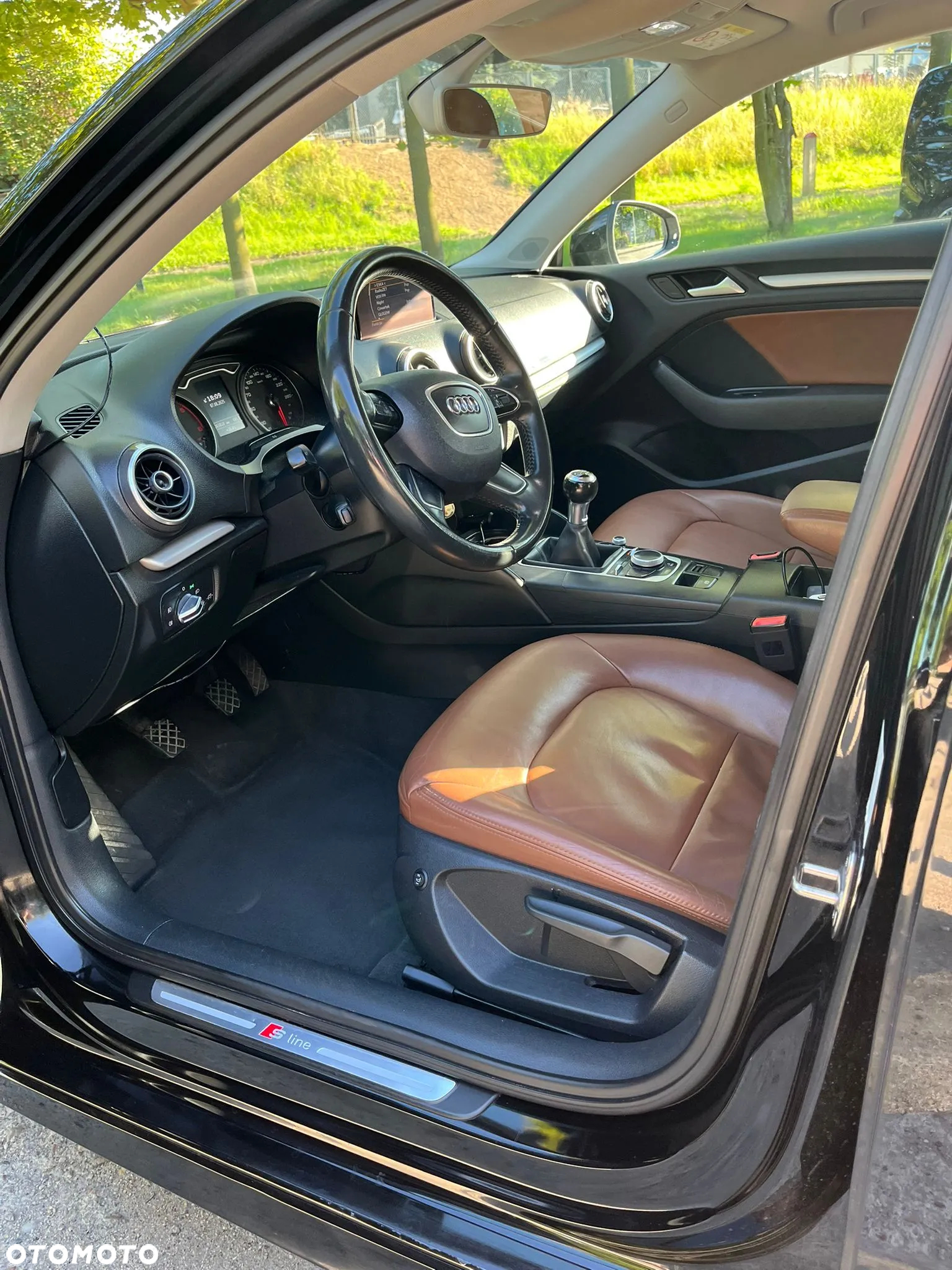Audi A3 Limousine 1.6 TDI (clean diesel) Attraction - 14