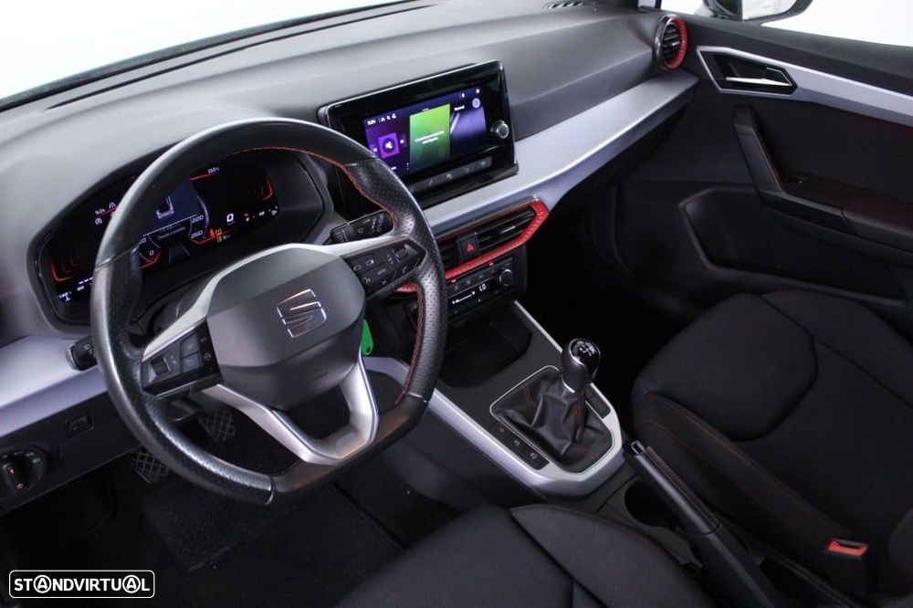 SEAT Arona 1.0 TSI FR - 31