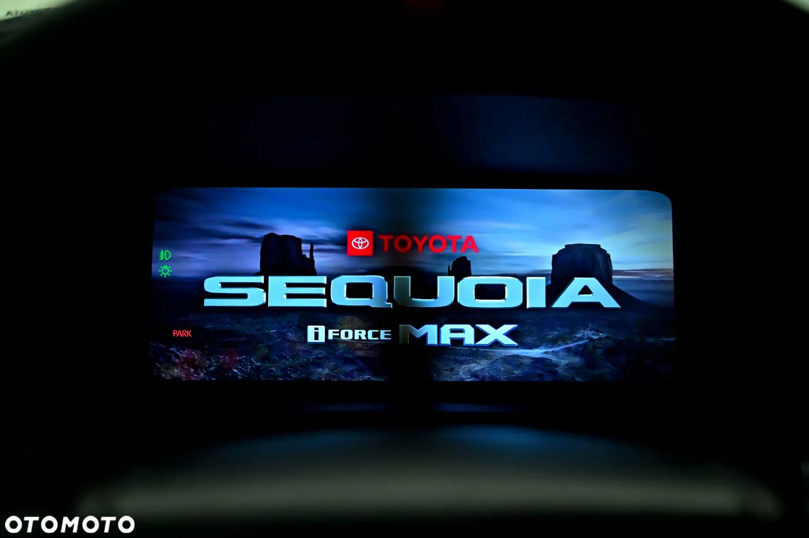 Toyota Sequoia - 24