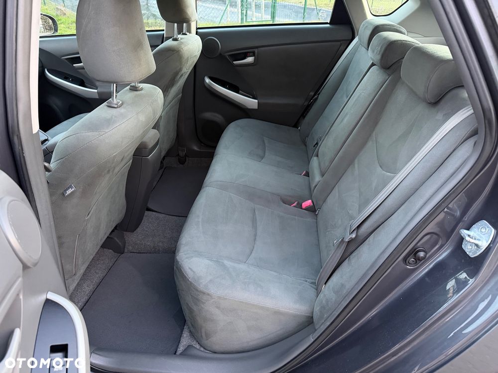 Toyota Prius 1.8 HSD Prestige - 20