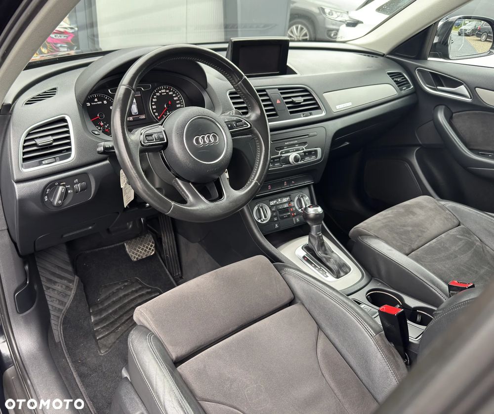 Audi Q3 - 18
