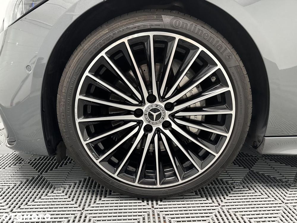 Mercedes-Benz Klasa C 220 d mHEV 4-Matic AMG - 10