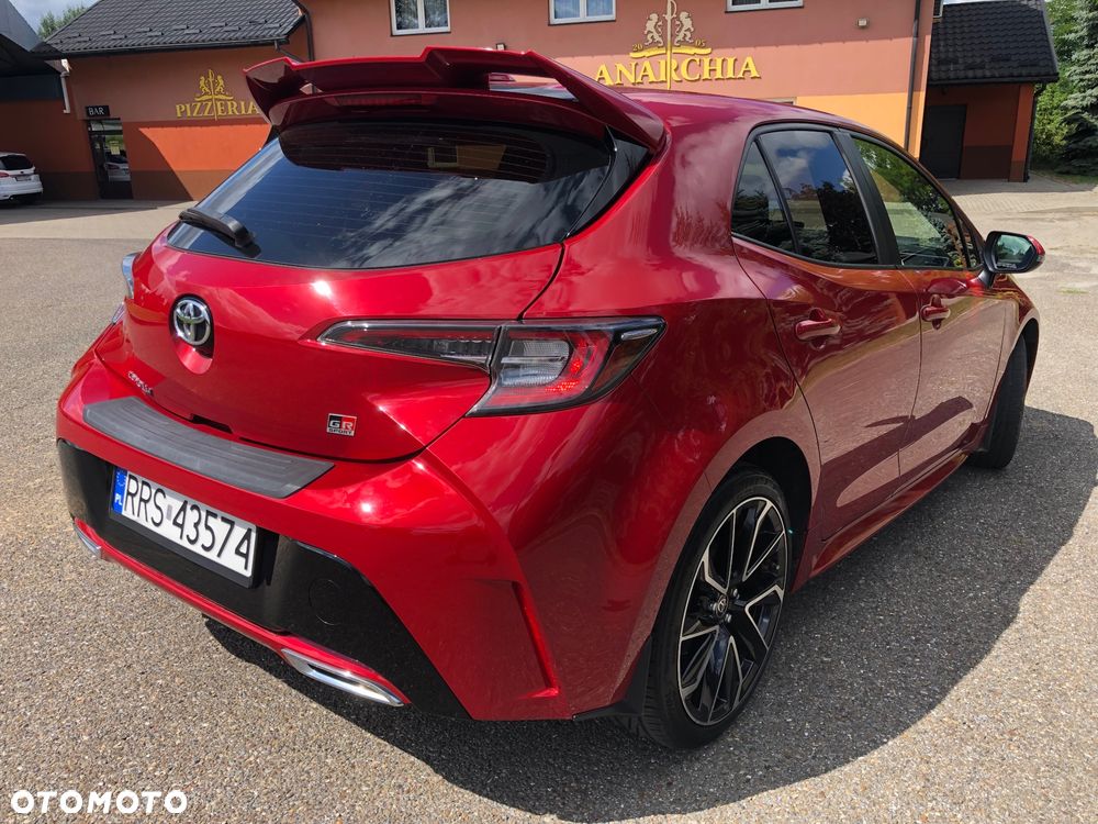 Toyota Corolla - 12