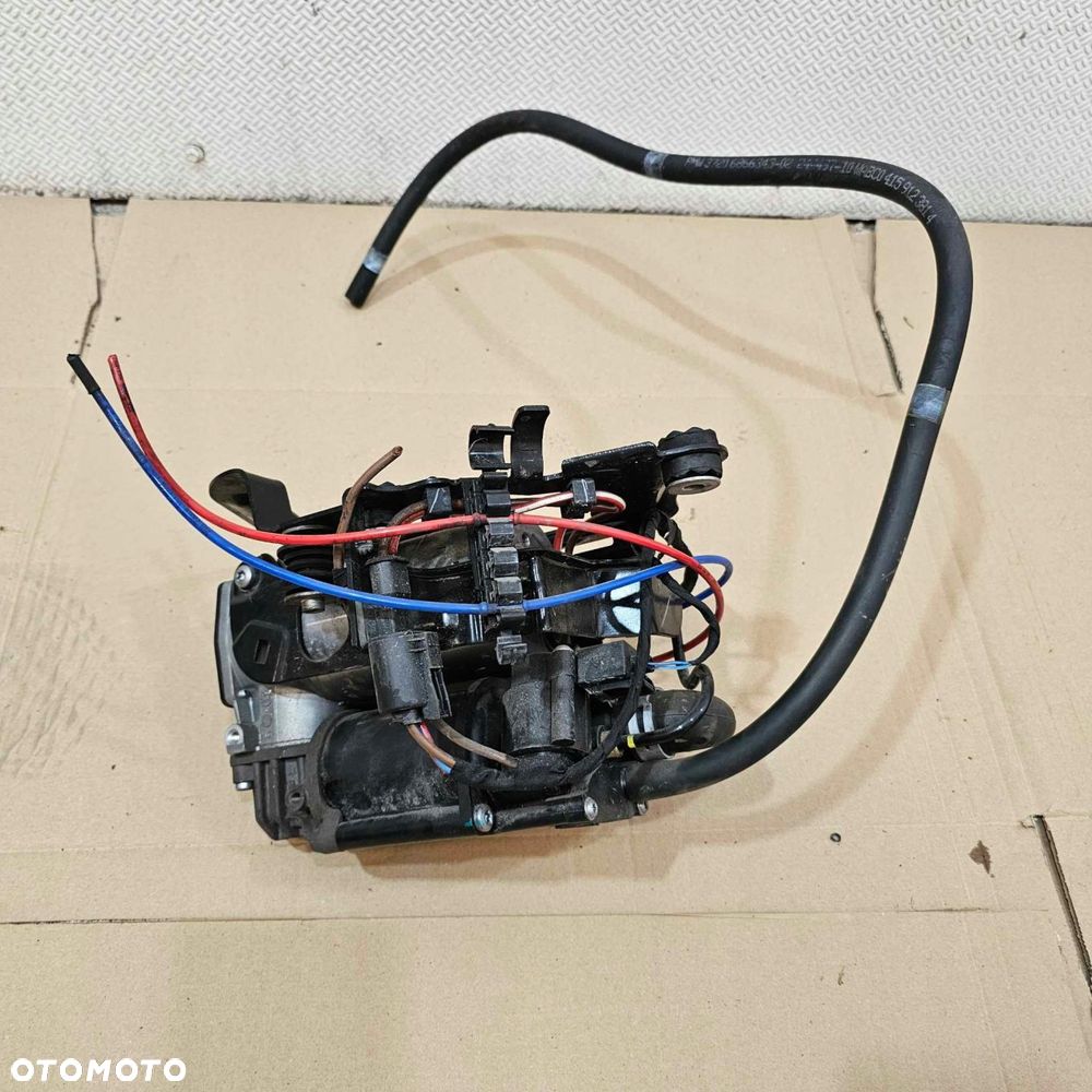 bmw 5 g30 g31 kompresor pompa zawieszenia - 3
