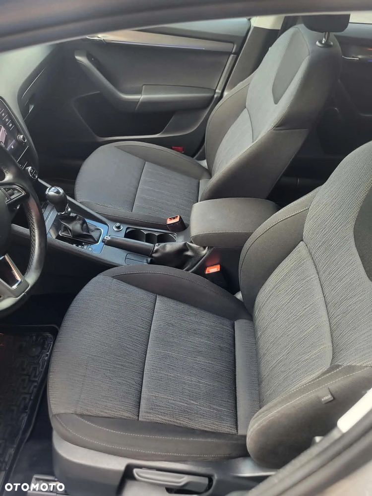 Skoda Octavia 1.4 TSI DSG Style - 10