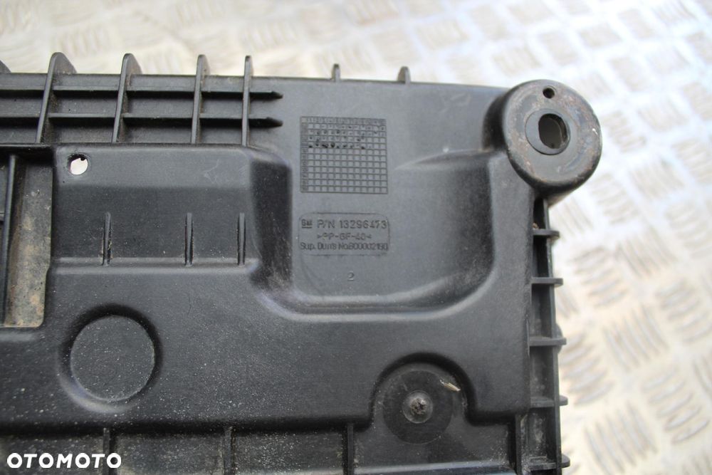 PODSTAWA AKUMULATORA OPEL CORSA D 1.3 CDTI 13296473 - 4