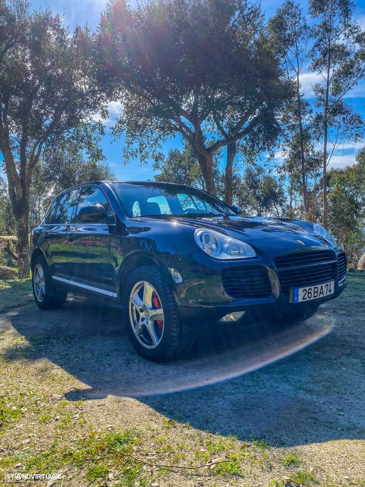 Porsche Cayenne Turbo - 18