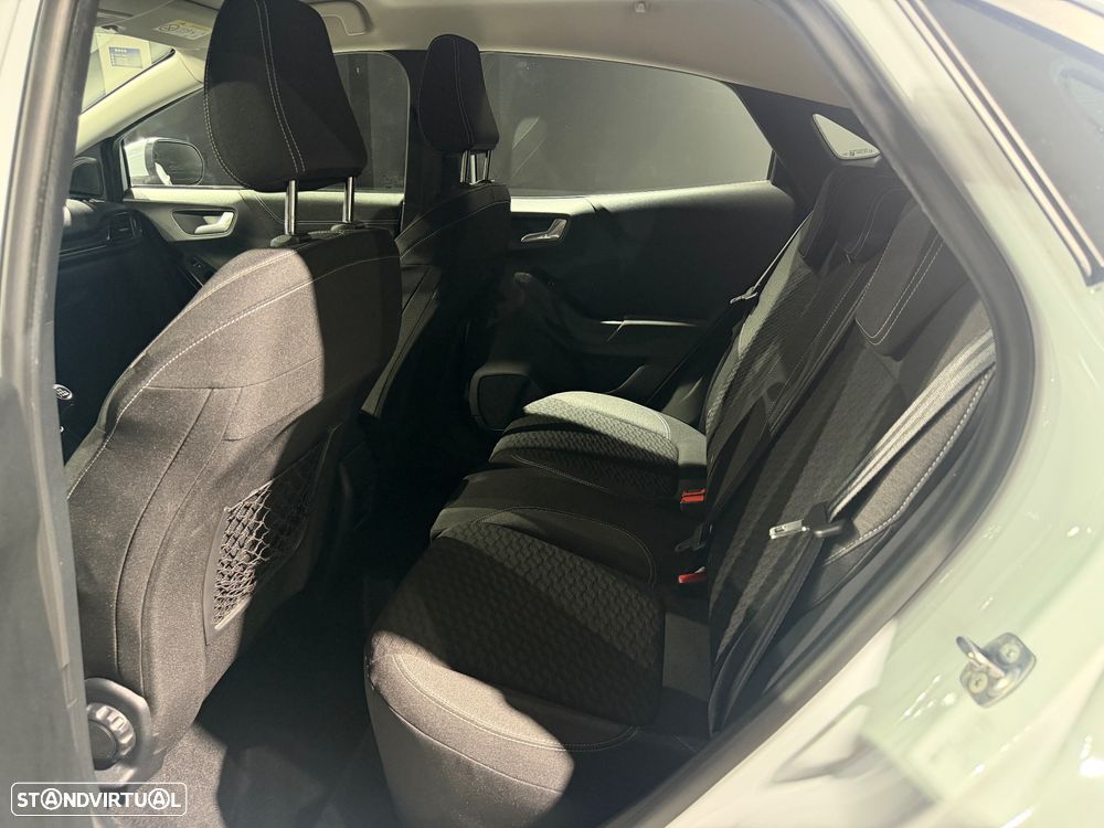 Ford Puma 1.0 EcoBoost Hybrid TITANIUM - 38