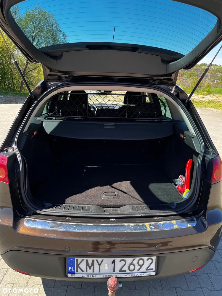 Fiat Croma 1.9 JTD Emotion - 6