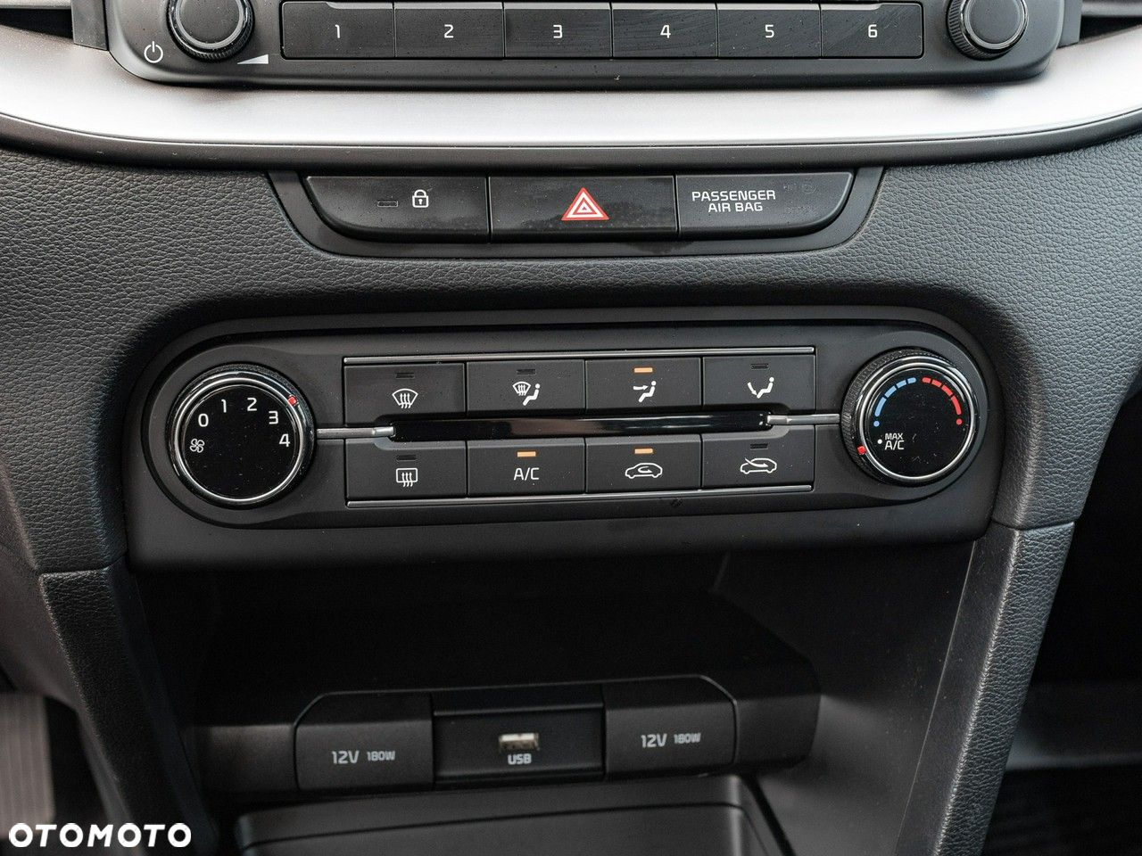 Kia Ceed 1.6 CRDi SCR S - 20