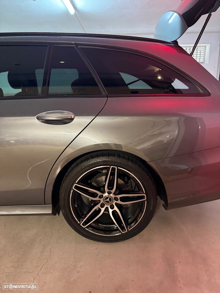 Mercedes-Benz E 220 d AMG - 39