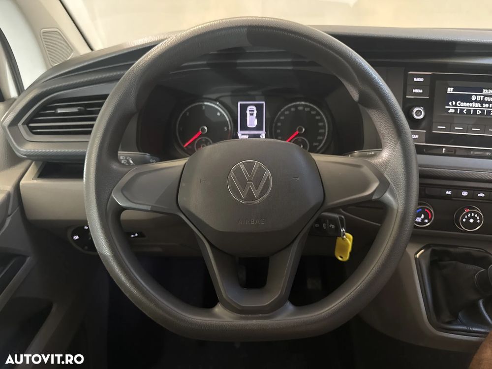 Volkswagen Transporter - 18