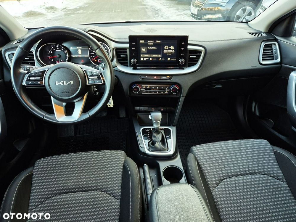 Kia Ceed 1.5 T-GDI M DCT - 29