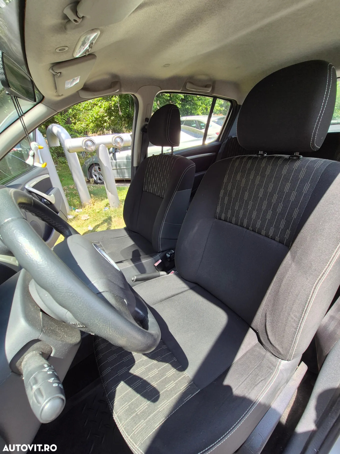 Dacia Sandero 1.6 MPI Laureate - 6