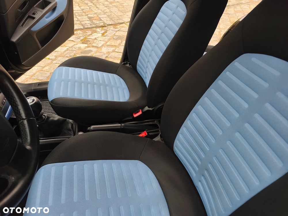 Fiat Grande Punto - 10
