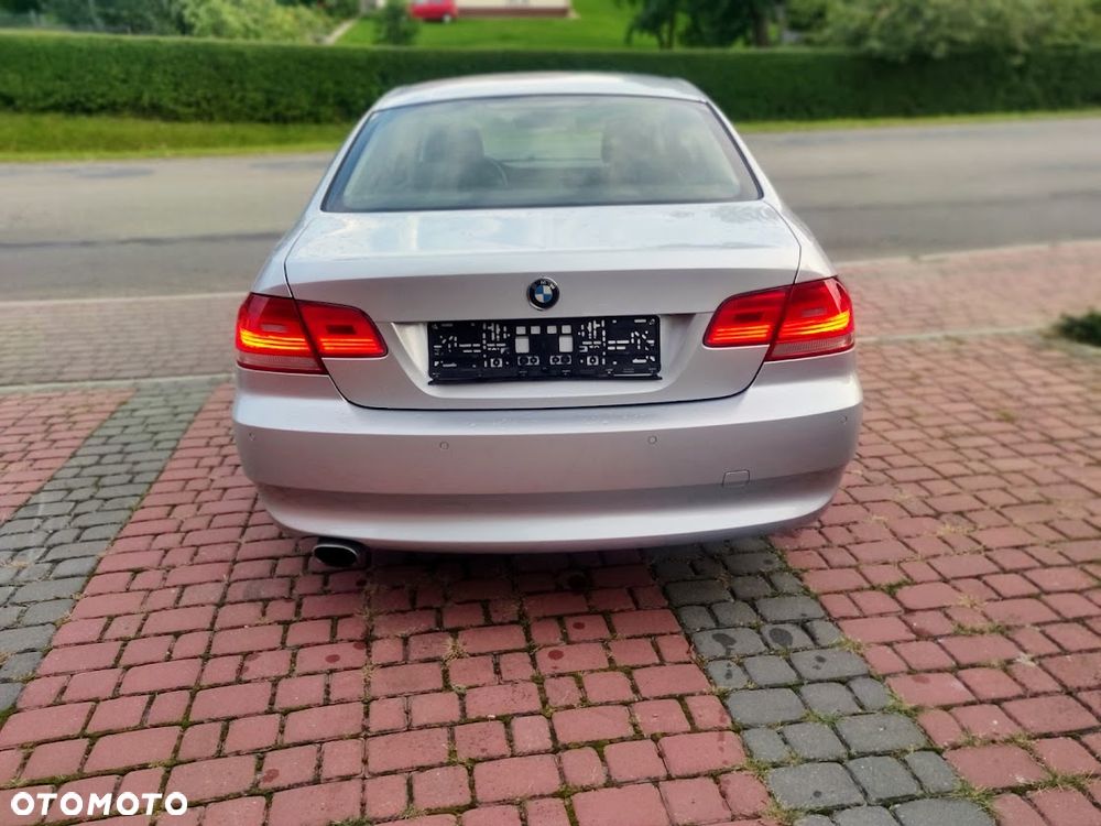 BMW Seria 3 320i Edition Exclusive - 7