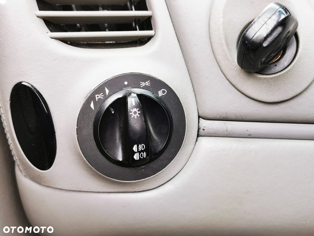 Porsche 911 Carrera 4 S Tiptronic - 10
