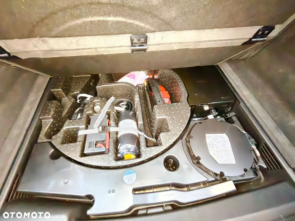 Audi SQ8 - 34